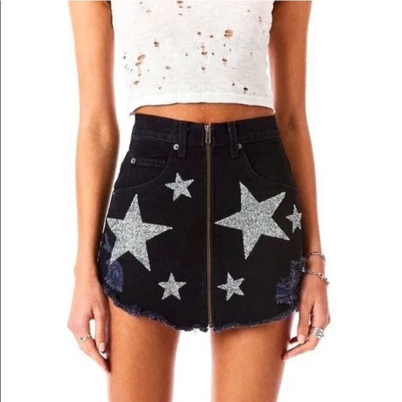 Carmar Dresses & Skirts - ⭐️HOST PICK ⭐️ LF Carmar Black Rhinestone Star Patch Denim Skirt